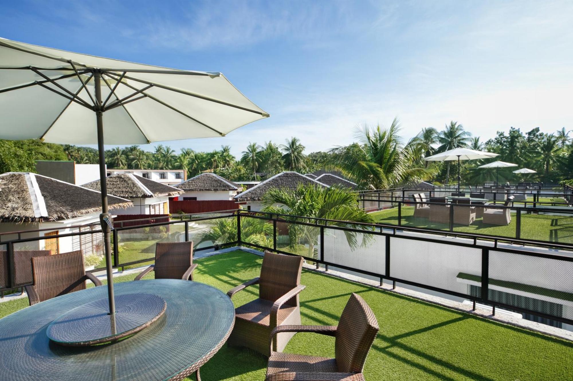 Secret Garden Resort & Villas Panglao Island Biking Exterior photo